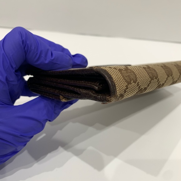 Gucci Brown GG Canvas Long Wallet Sku#85393 (Gently used, crack) - Picture 5 of 15